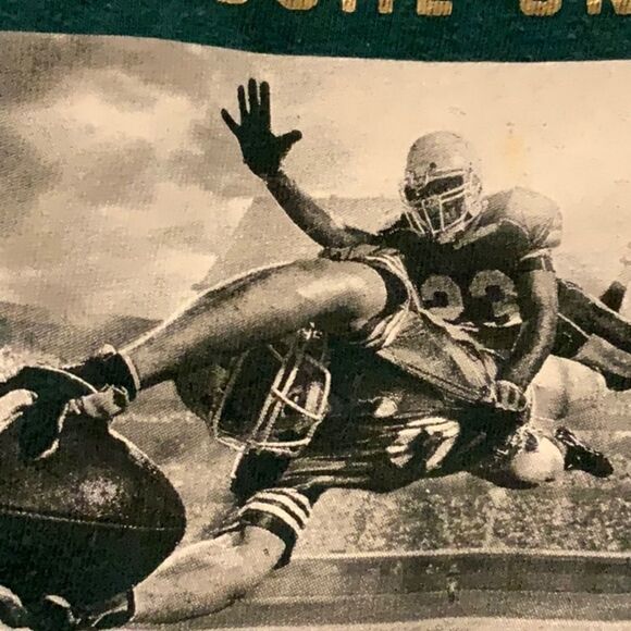 Old Navy Boy’s Shirt size 5. Sports Graphics EUC - Picture 5 of 7